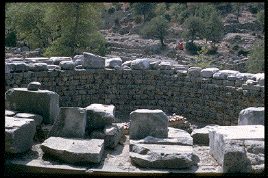 Tholos: sacred hall