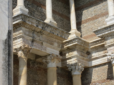 temple detail