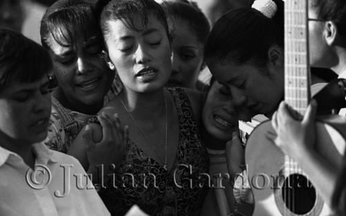 Sisters of Sagrario González and friends of her church choir. May 1998.