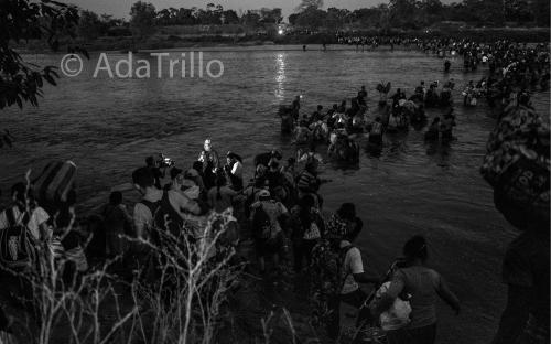 Migrants from Honduras cross the Suchiate River. Two days prior, the Mexican Government tear-gassed a group of 500 migrants who attempted to wade across the river. The caravan persisted. This time it succeeded and pushed forward several miles into Mexico.