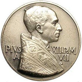 bust of Pius XII, 1945