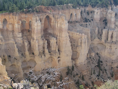 bryce caves