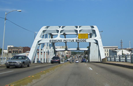 pettus bridge