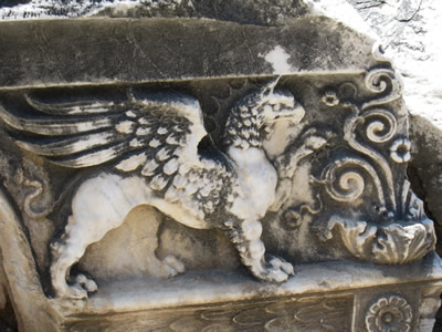 column ruin detail winged lion 